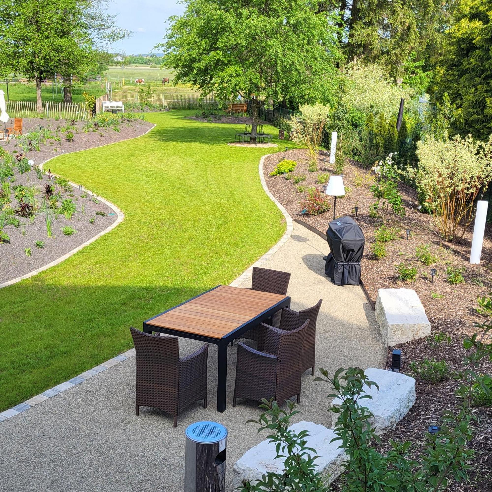 Komfort Ferienwohnungen Mit Wellness-Garten - Gaestehaus Am Bachlauf - Losheim Am See ห้อง รูปภาพ